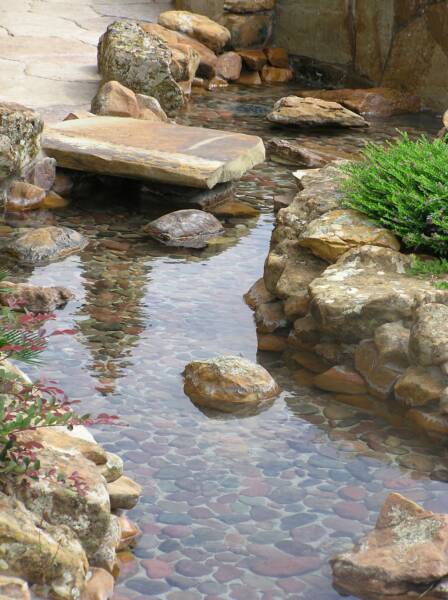and creative water features to entertain your family and guests